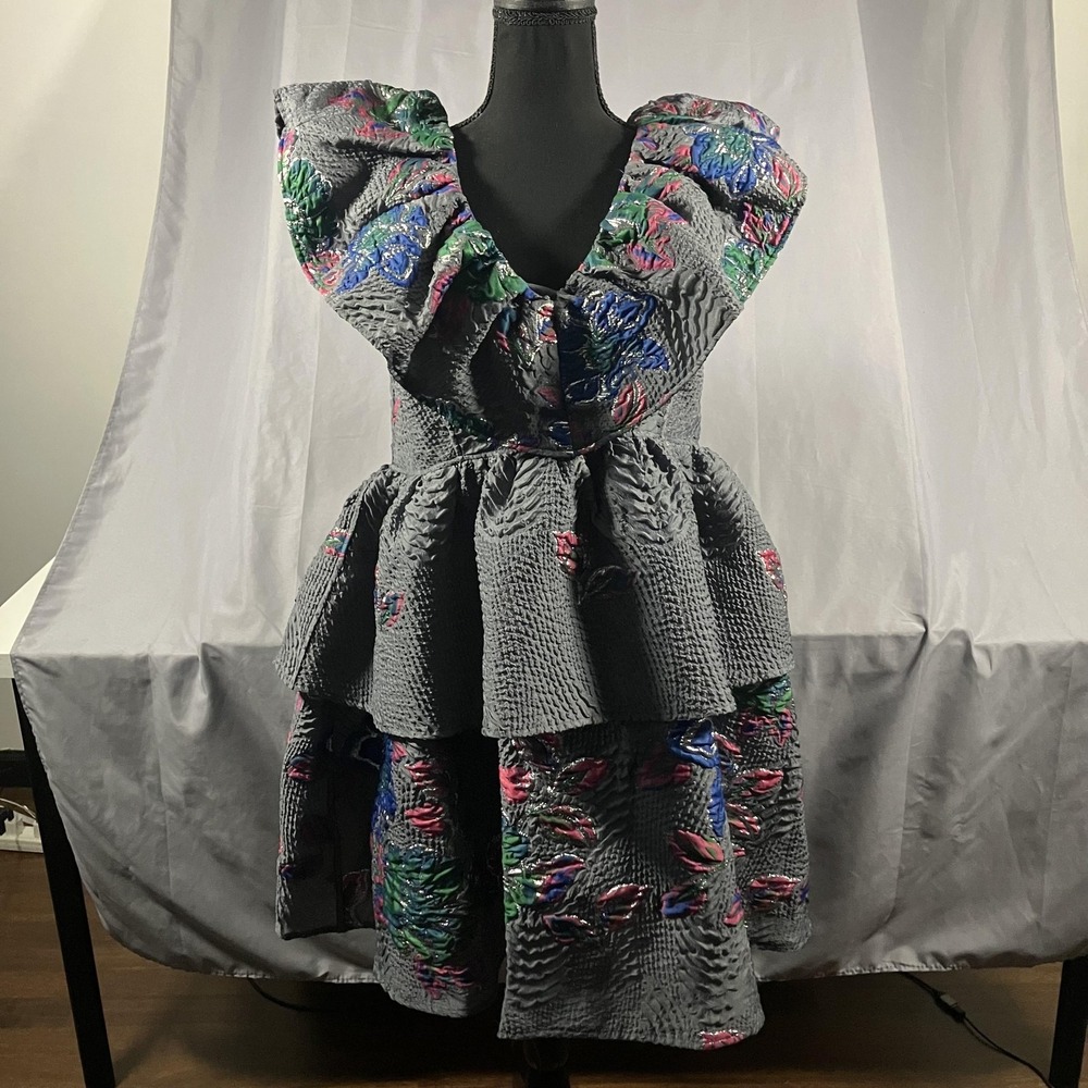 Ganni Dress Womens US‎ 4 EU 36 Gray Floral Jacquard Ruffle Tiered Fit & Flare V